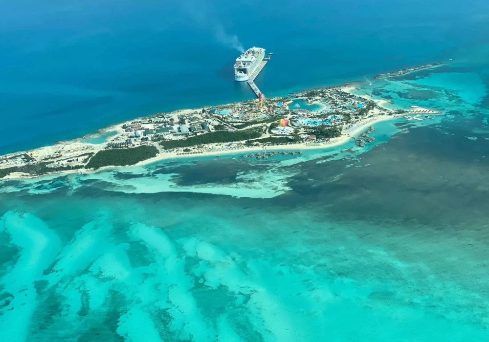 🌟 Fly Business Class from the Bahamas to the Cayman Islands for Just 13k Points!